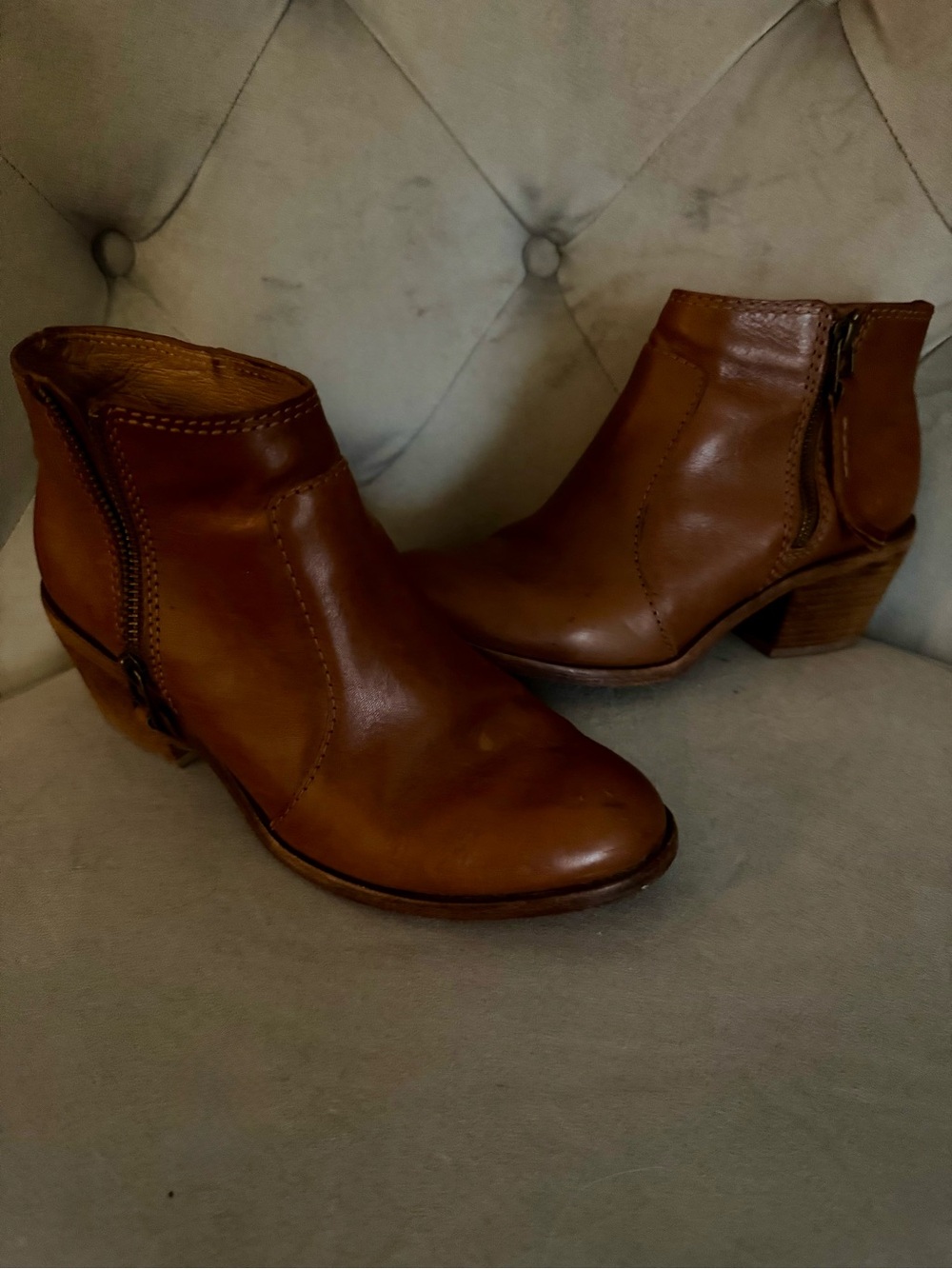 Women’s Madewell Tan Leather Ankle Boots “the asher” style Side-Zip Booties